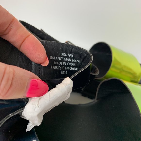 UNIF holographic seeker platform sandals 9 - Picture 3 of 8